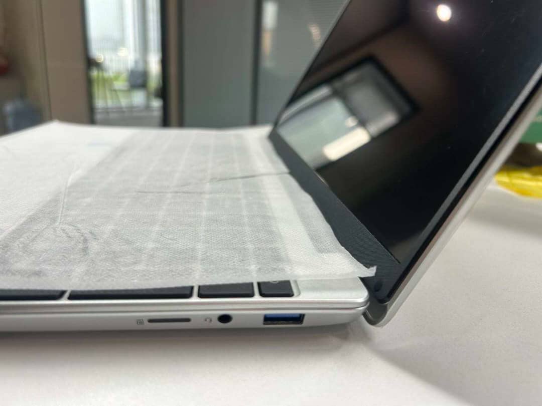 Ultra-Fast Laptop with Intel N95 Processor ā Factory Direct, Lightweight & Reliable